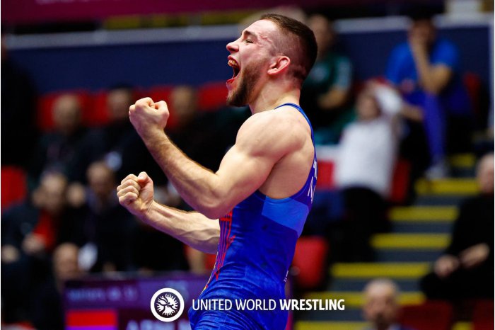 Moldovan wrestler wins golden medal at European Senior Wrestling Championships   