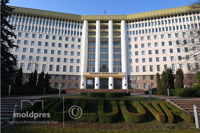 Moldovan parliament standing bureau approves agenda of plenary meetings for next two  weeks 