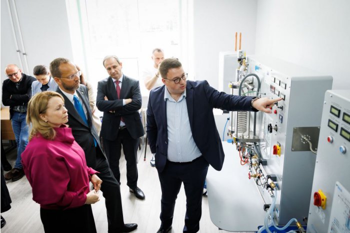 Students of several energy fields to do laboratory practice on modern equipment donated by EU