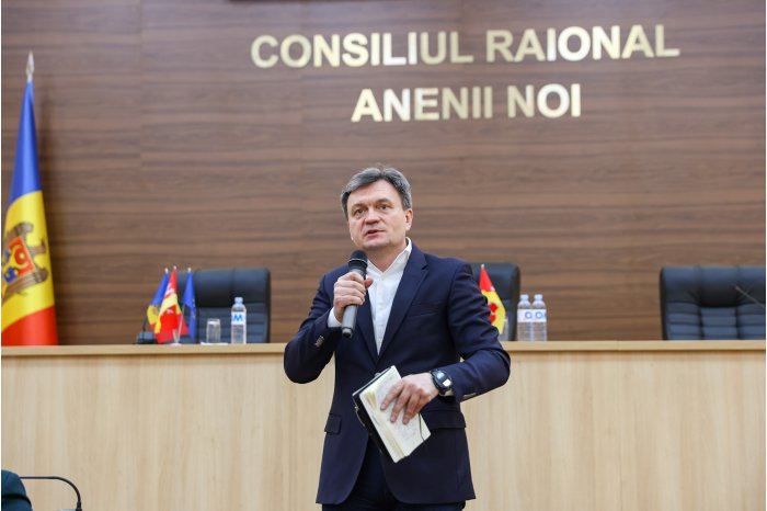 Moldovan PM meets local authorities from Anenii Noi district 