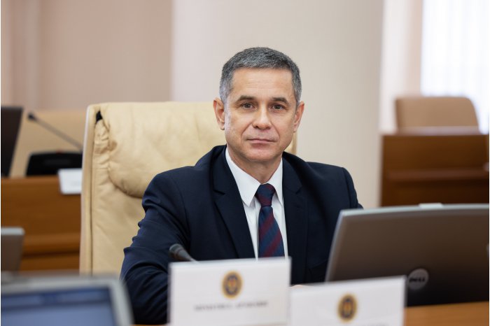 MOLDOVA EUROPEANĂ // Ministrul Apărării, Anatolie 