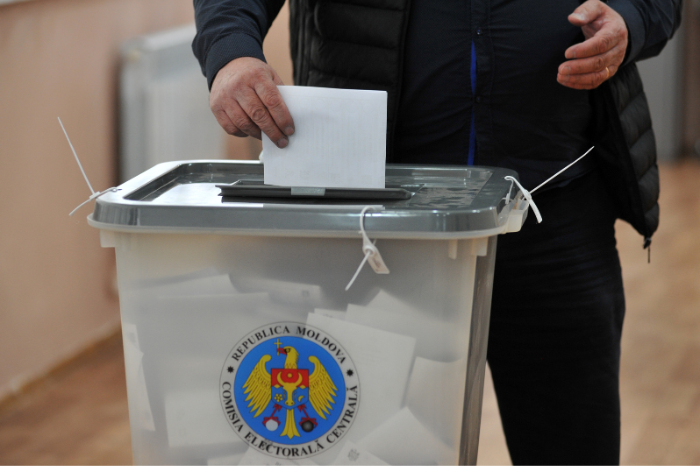 A fost aprobat Regulamentul privind particularitățile votării pe parcursul a două zile