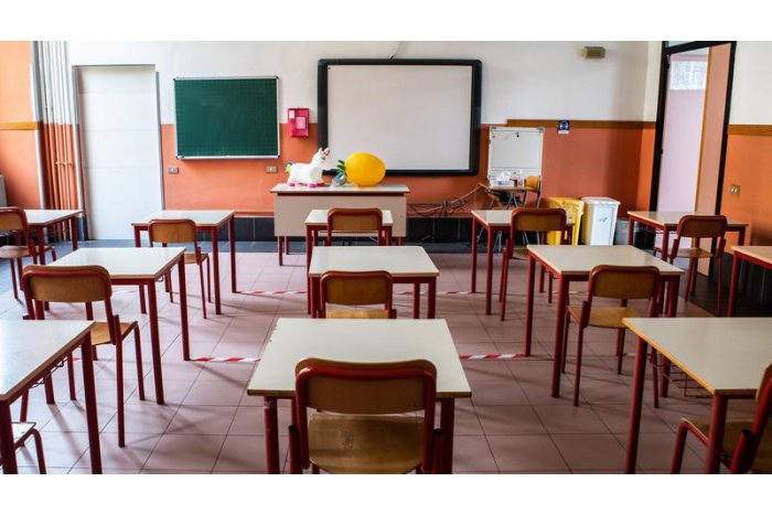 În gimnaziul „Taras Șevcenko” din Chișinău vor fi deschise clase cu predare în limbile ucraineană și română