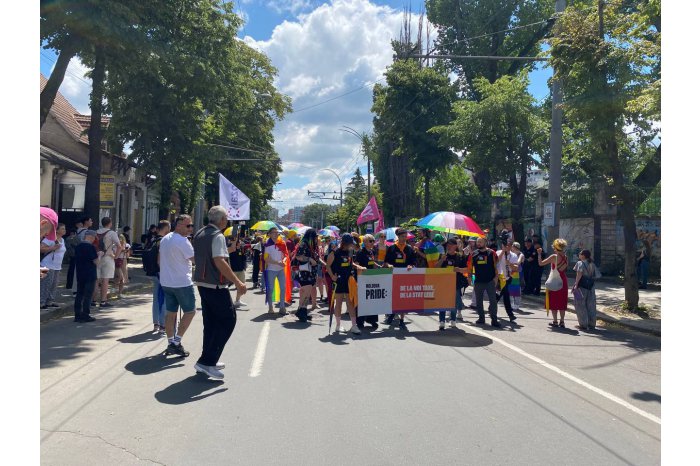 Marșul comunității LGBT  „Moldova Pride” a avut loc la Chișinău