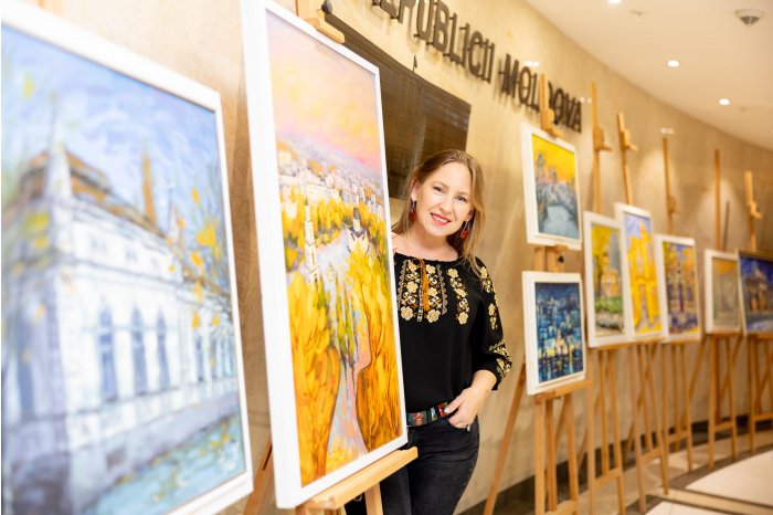 Exhibition dedicated to Chisinau city inaugurated at Moldovan parliament's headquarters 